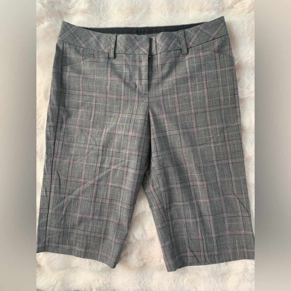 Pinstripe dress bermuda